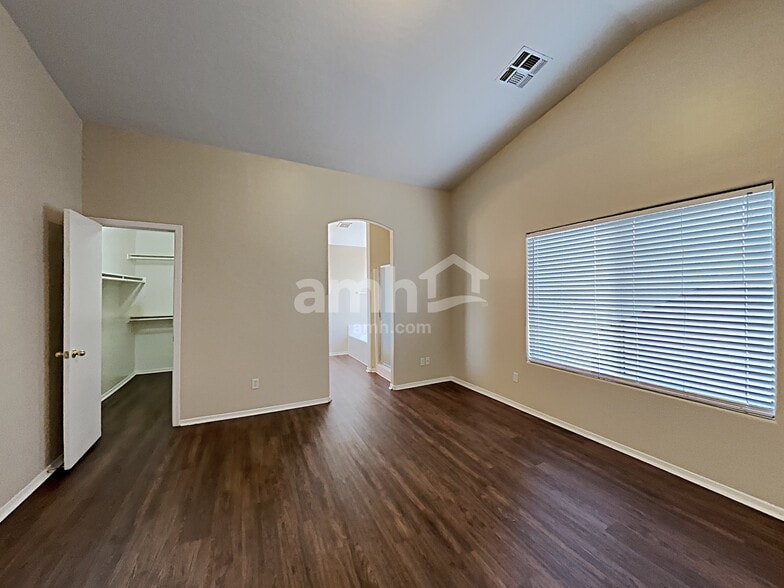 Building Photo - 7364 W Ocotillo Rd