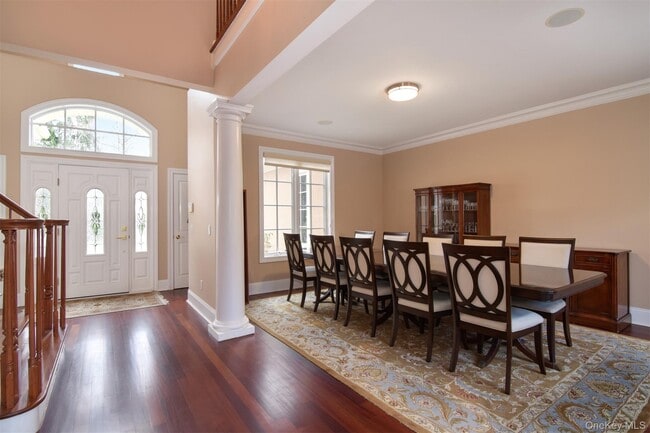 Building Photo - 9 Stony Gate Oval