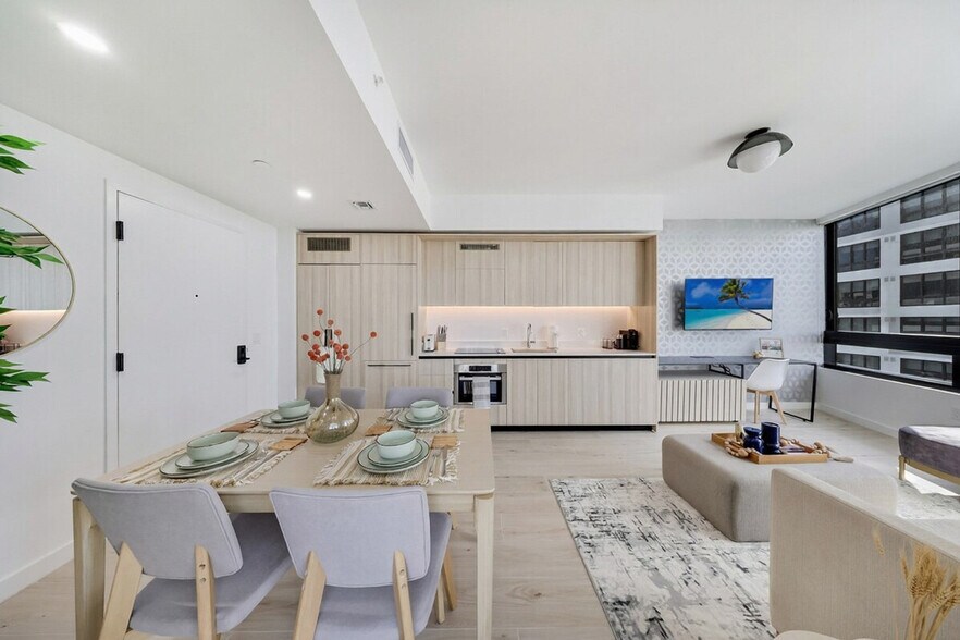 Building Photo - 20 NW 2nd St