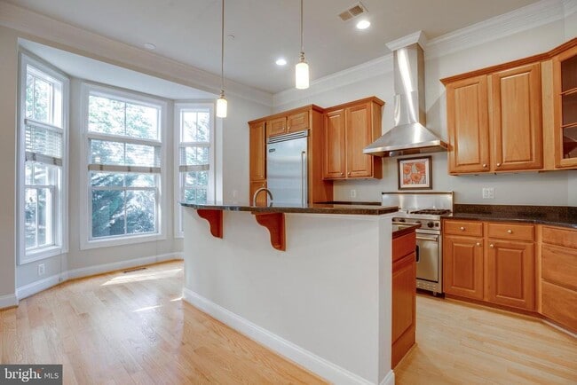 Building Photo - 7025 Little Leaf Linden Ln