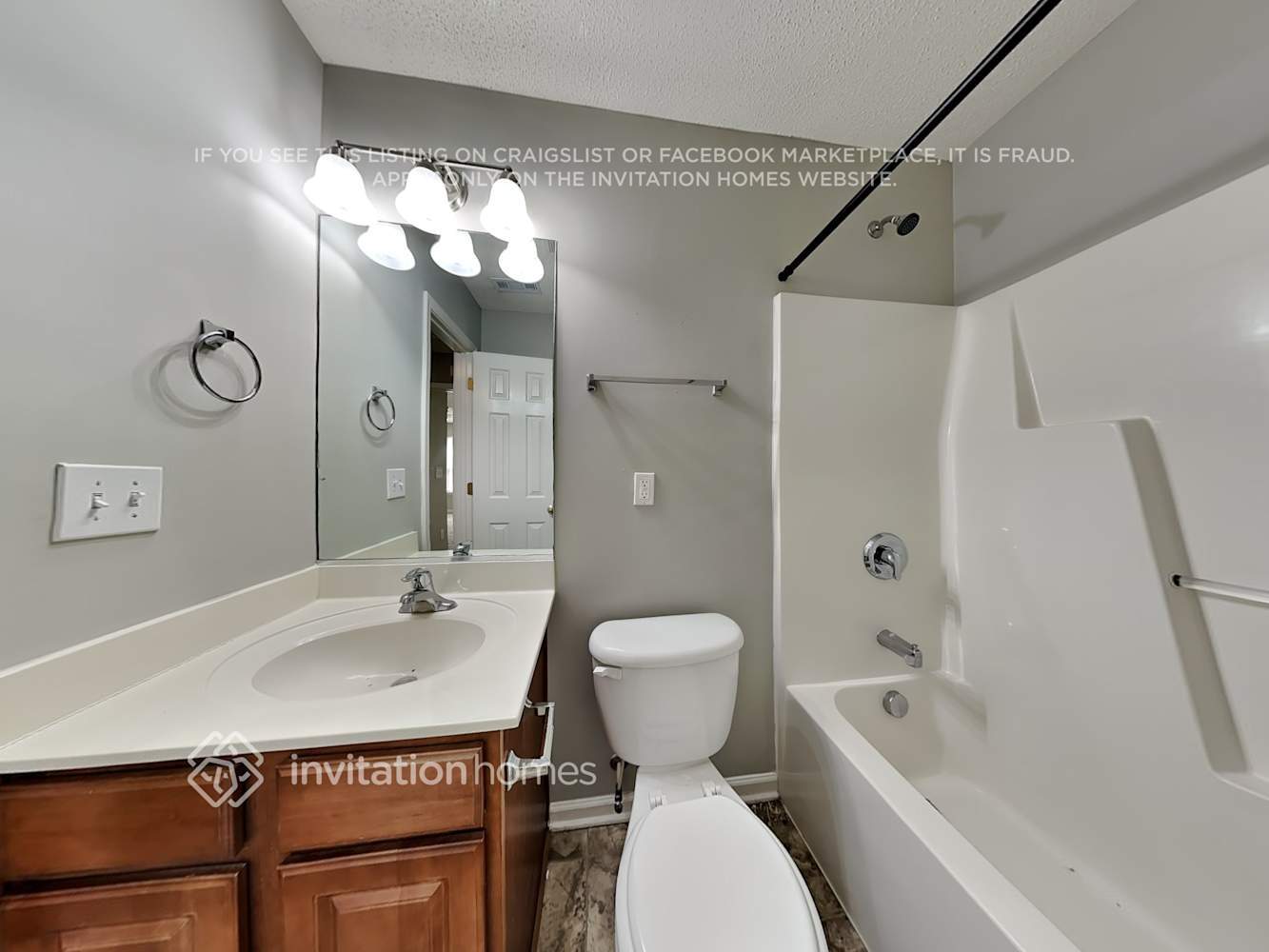 Building Photo - 3516 Hirank Ct