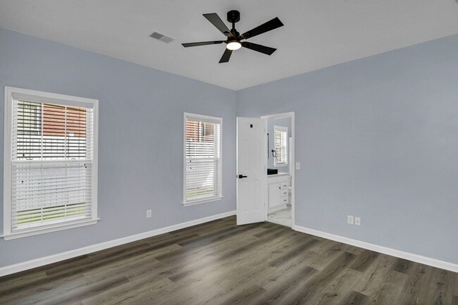 Building Photo - Updated All-Brick Patio Home – Minutes from I-20