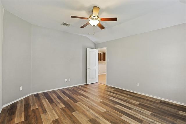 Building Photo - 2404 Slalom Dr