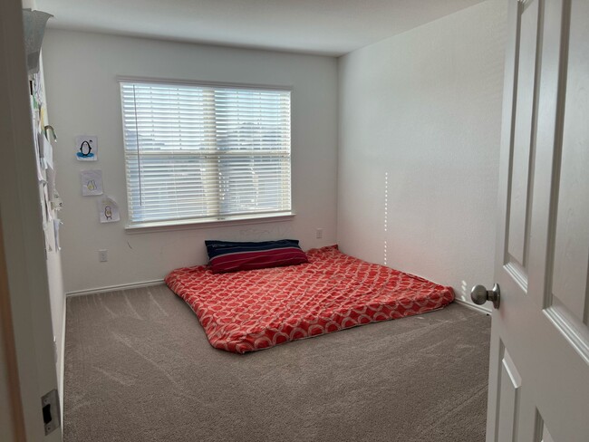 Building Photo - 549 Black Alder St