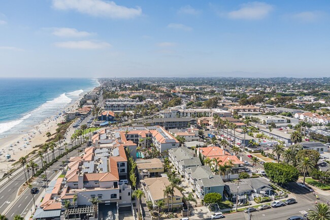 Building Photo - Carlsbad Village  Furnished 2 bedroom/2 ba...