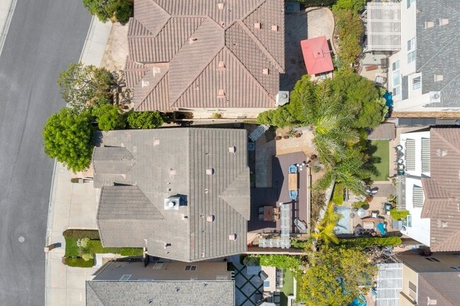 Building Photo - 16826 Pembrook Ln