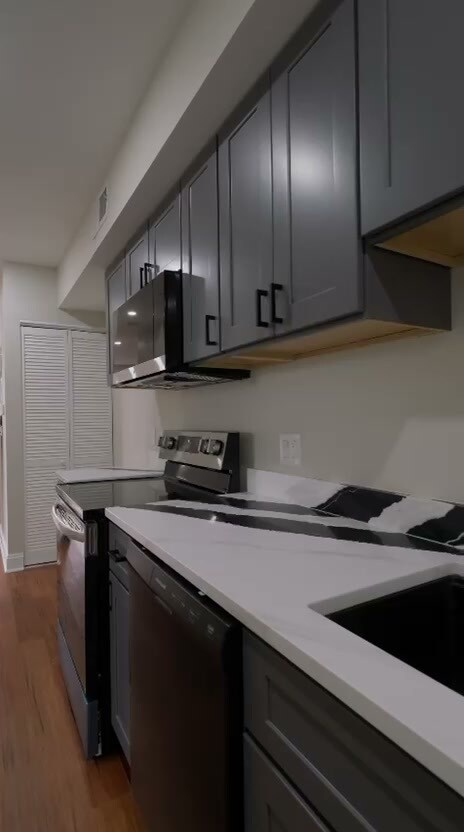 Building Photo - Ely Place