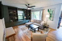 Building Photo - 617 Rockcreek Rd