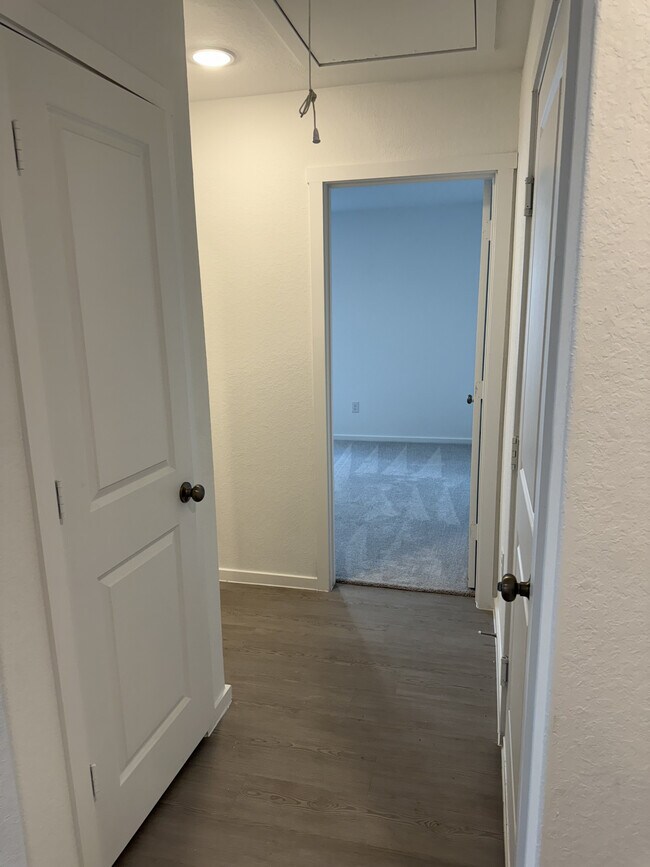 Building Photo - 1836 Wood Warbler Ln