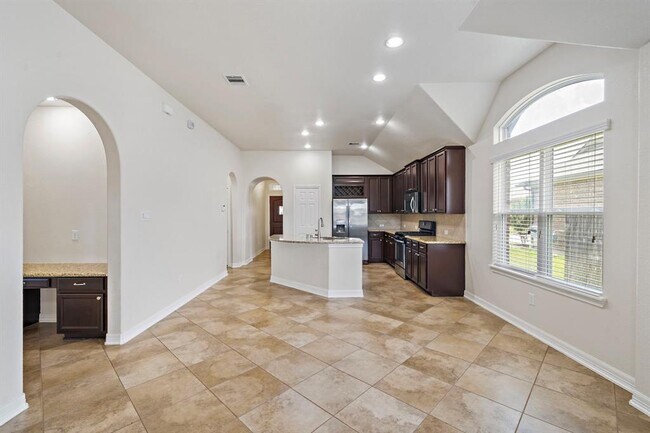 Building Photo - 9960 Golden Field Ln