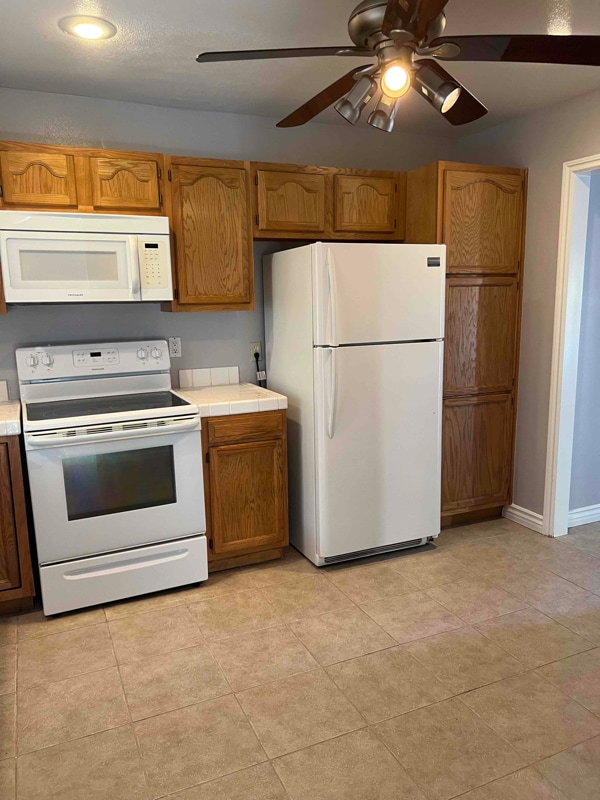 Building Photo - 4791 Carmonita Ln