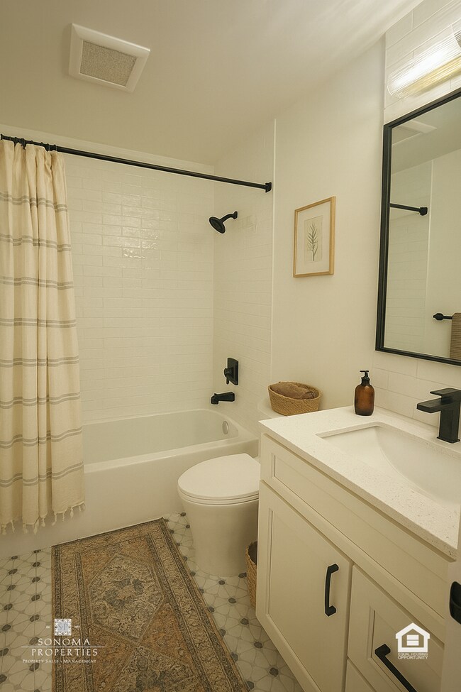 Building Photo - Modern Downstairs 2-Bedroom Unit Minutes from Sonoma Plaza