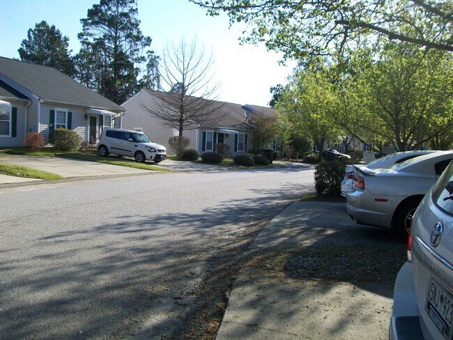 Building Photo - 104 St Kitts Ct