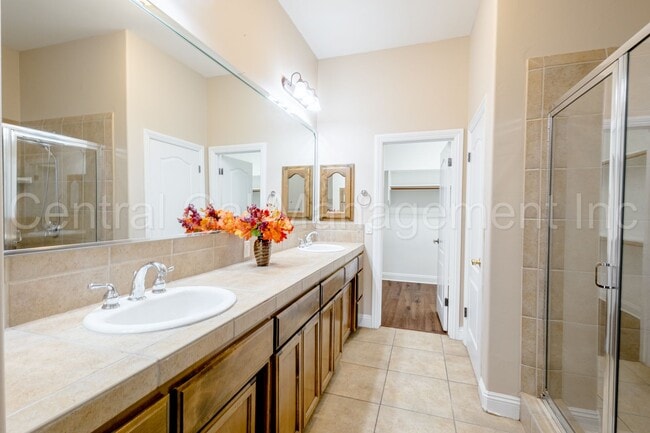 Building Photo - 4 Bedroom/3 Bath Home with Paid Solar - $3395 Per Month!