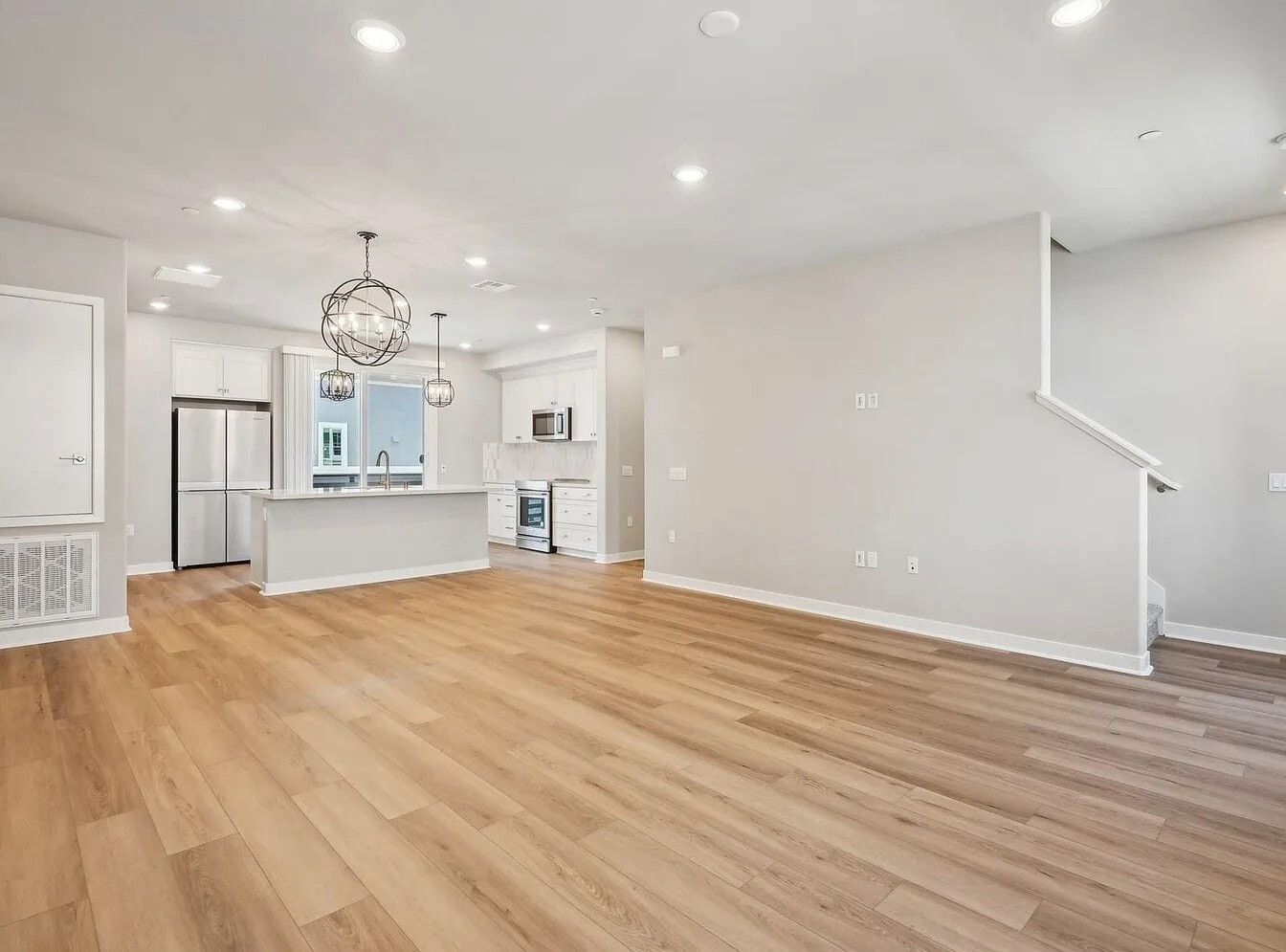 Building Photo - 1475 Sandbar Ln