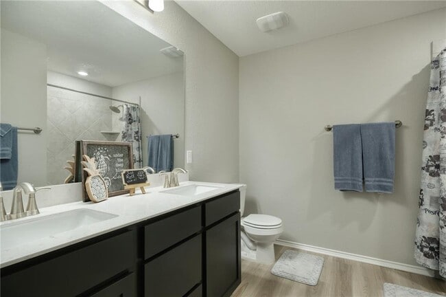 Building Photo - 209 Asher Blue Dr