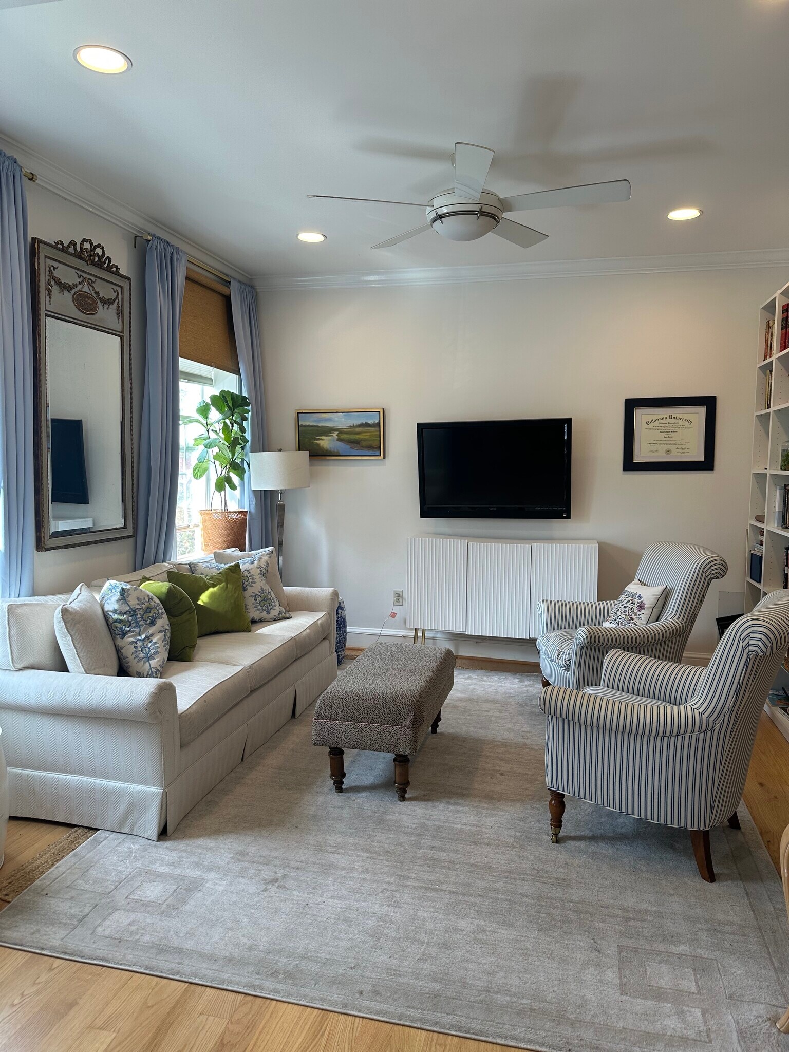 Building Photo - 1711 35th St NW