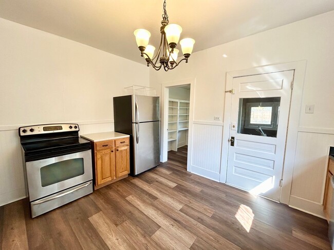 Building Photo - W. Kiowa Street