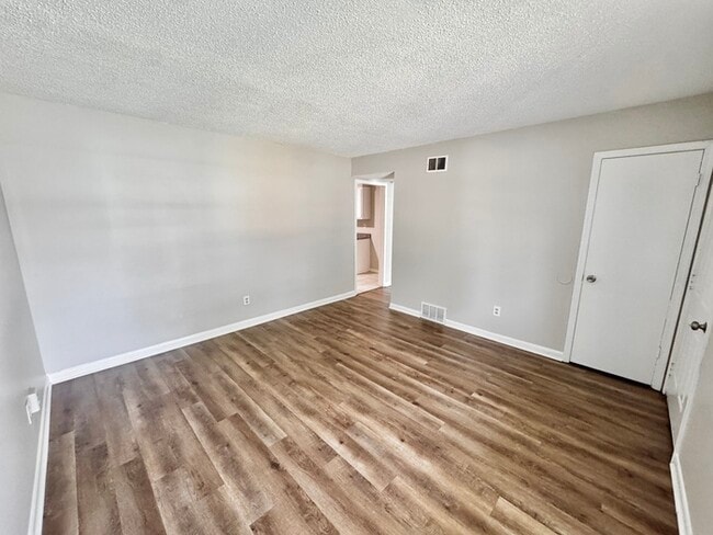 Building Photo - 5151 Corkwood Dr