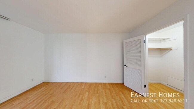 Building Photo - 1731 Colby Ave