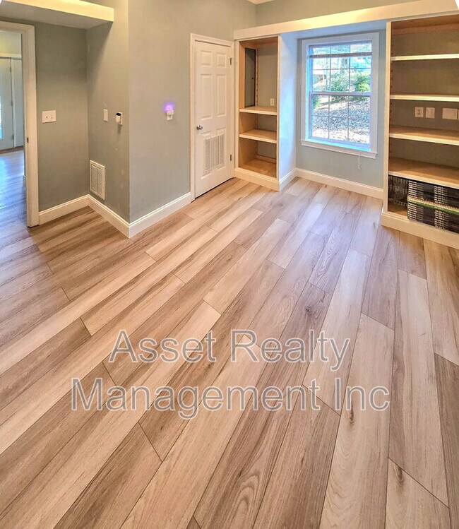 Building Photo - 12469 Daisywood Dr