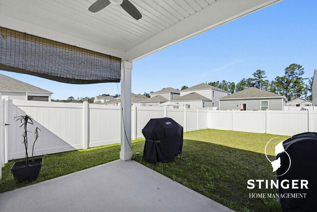 Building Photo - 334 Sanctuary Dr