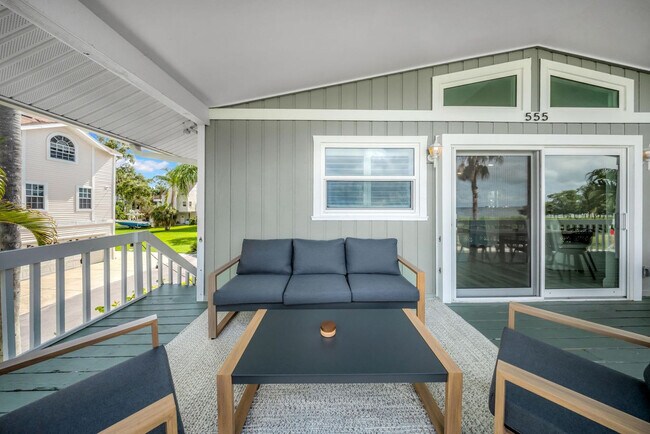 Building Photo - 555 S Gulf Dr