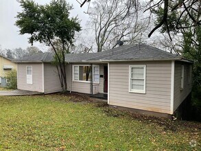 Building Photo - MOVE IN SPECIAL NOW OFFERED!