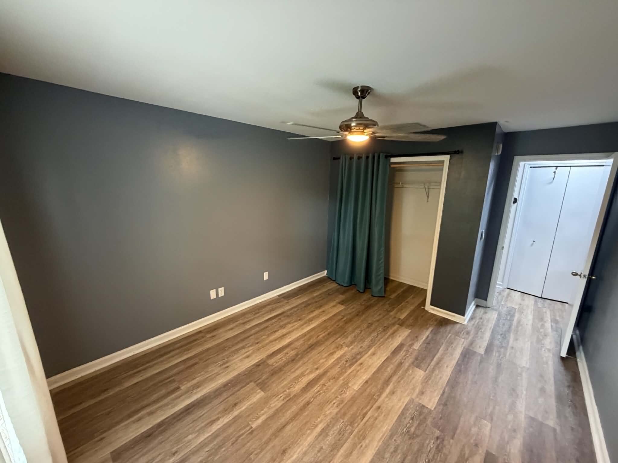 Building Photo - 3094 Plaza Terrace Dr