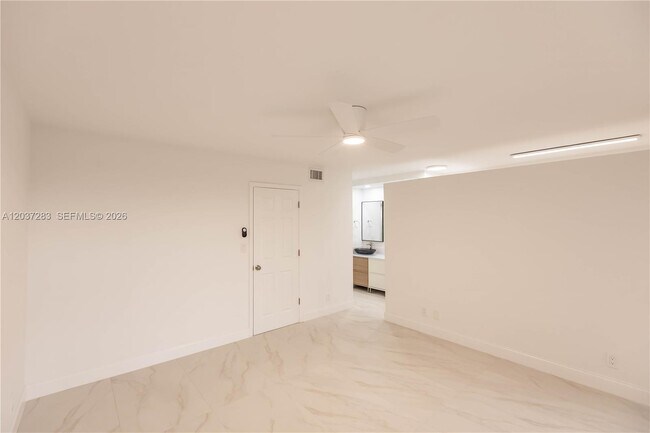 Building Photo - 2931 SW 87th Terrace