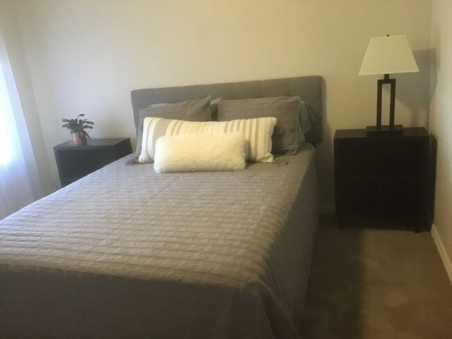 Building Photo - 8300 Fairmount Dr