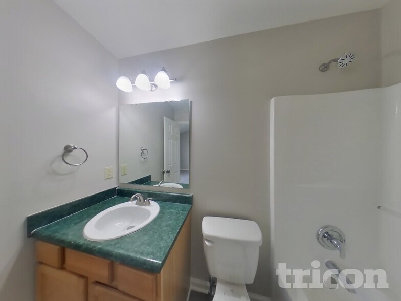 Building Photo - 9898 Worthington Blvd