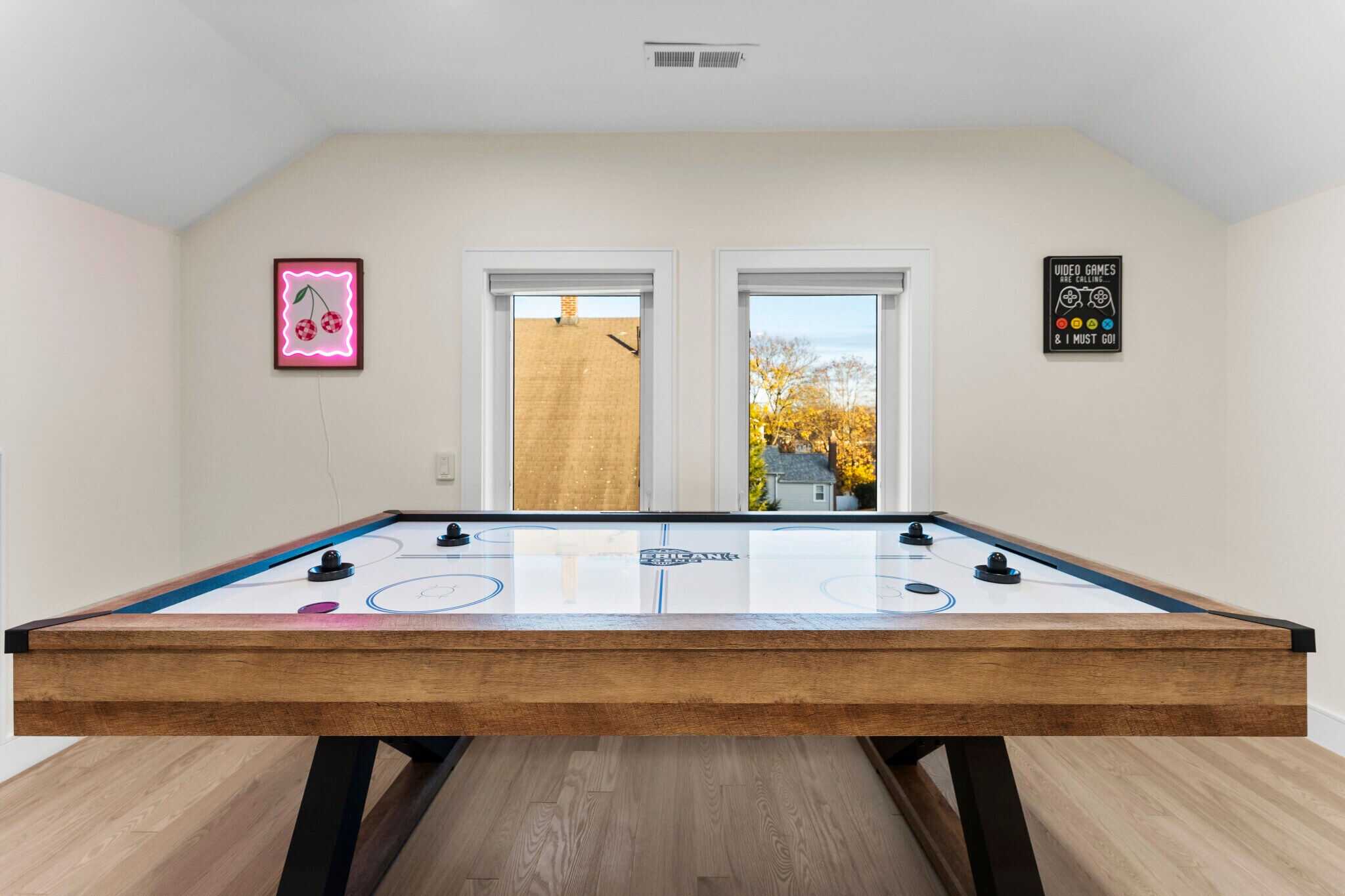 Building Photo - 21 Bolton St