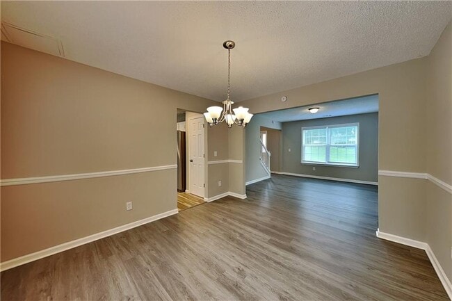 Building Photo - 1128 Grandview Cir