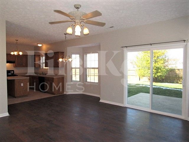 Building Photo - 1780 White Oak Way