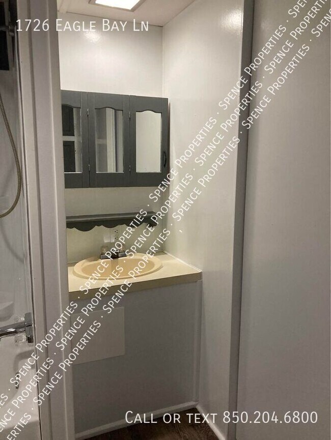 Building Photo - 1726 Eagle Bay Ln