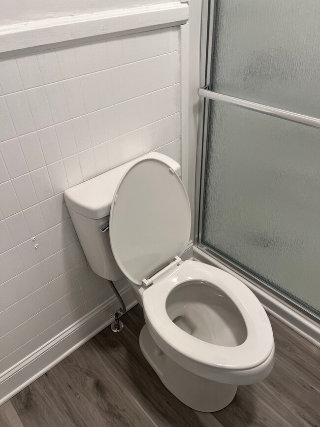 Building Photo - 1210 Dooley St