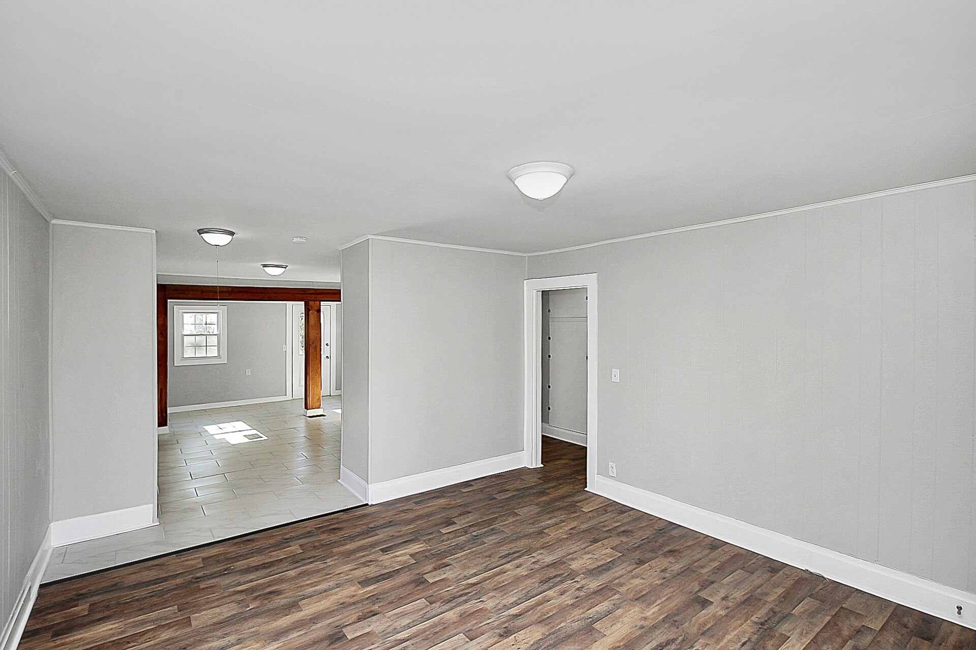 Building Photo - 209 Fairdale St