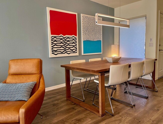 Building Photo - Furnished Modern Living at The Greens