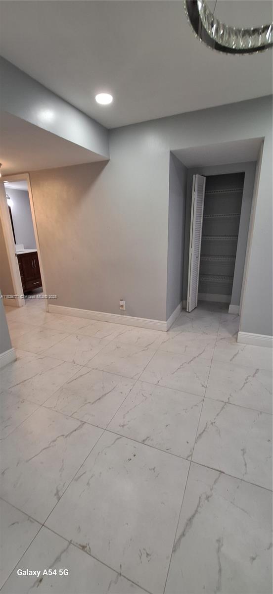 Building Photo - 3300 Spanish Moss Terrace