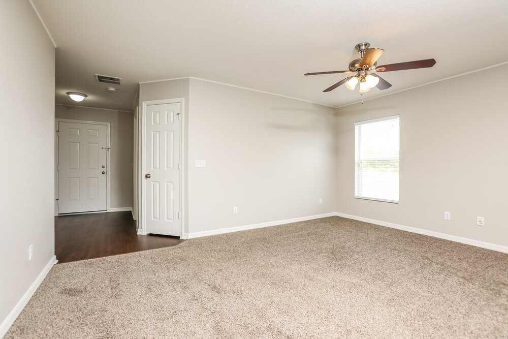 Building Photo - 15640 Perdido Dr