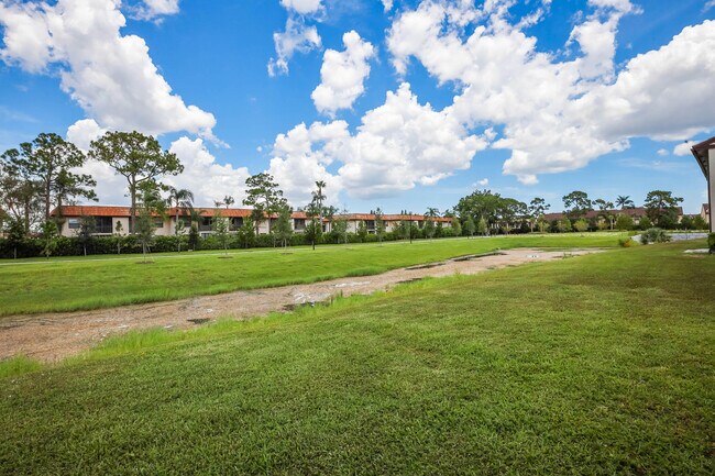 Building Photo - 7593 Tahiti Ln