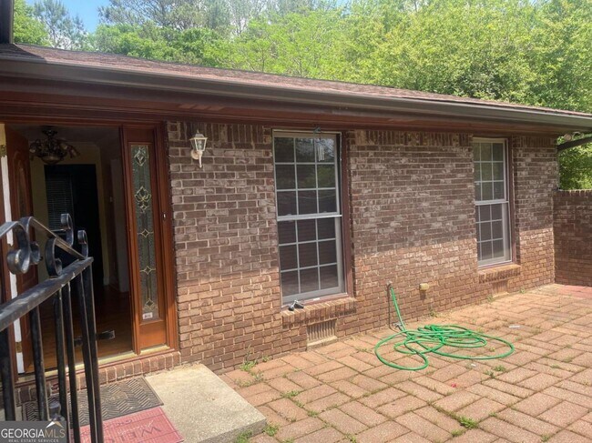 Building Photo - 5100 Redan Rd