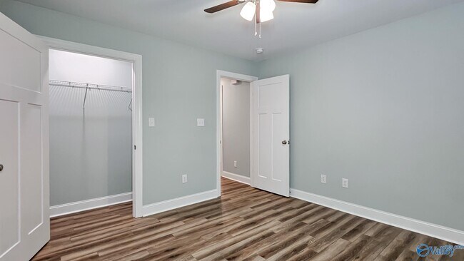 Building Photo - 14300 Peek Dr