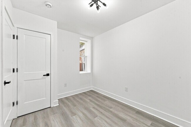 Building Photo - 5729 Hadfield St