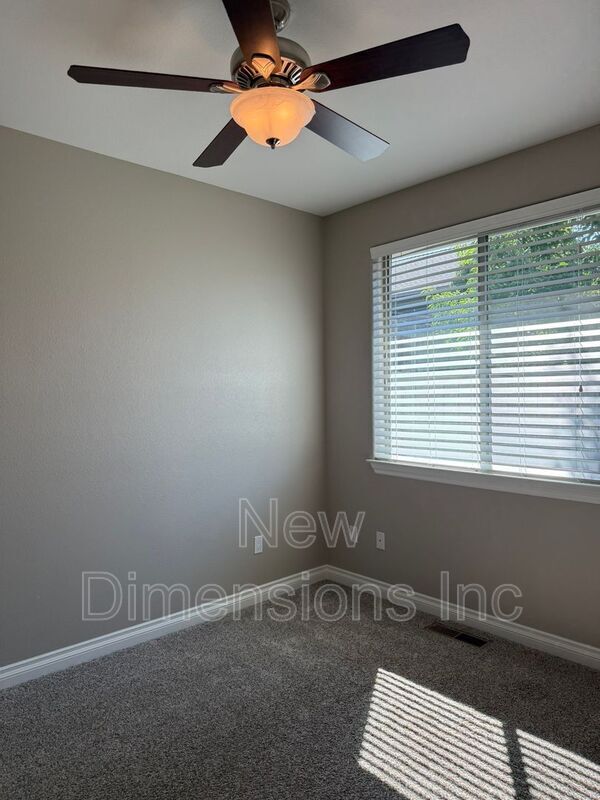 Building Photo - 1317 Cedar Creek Cir