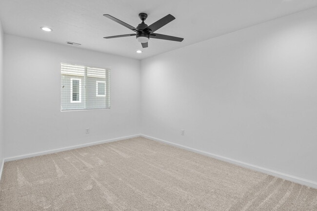 Building Photo - 1728 N Pintail Cv