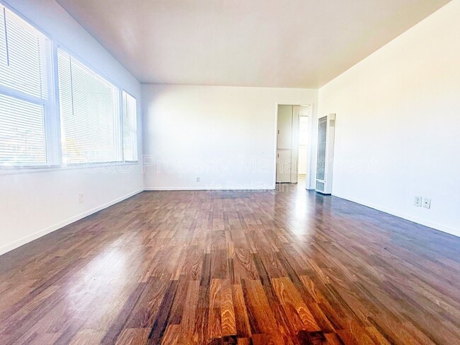 Building Photo - 109 Rochex Ave