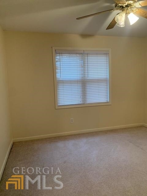 Building Photo - 552 Magnolia Dr