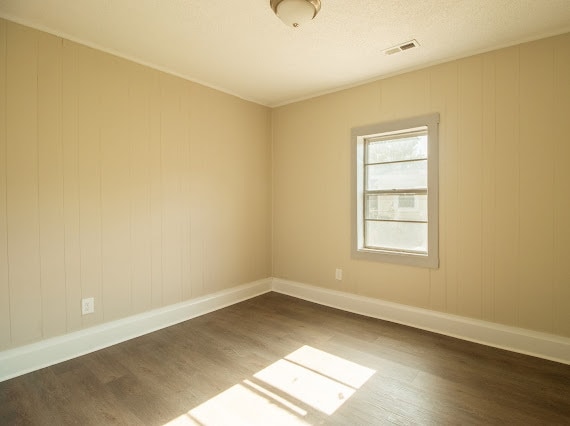 Building Photo - 1315 27th St N